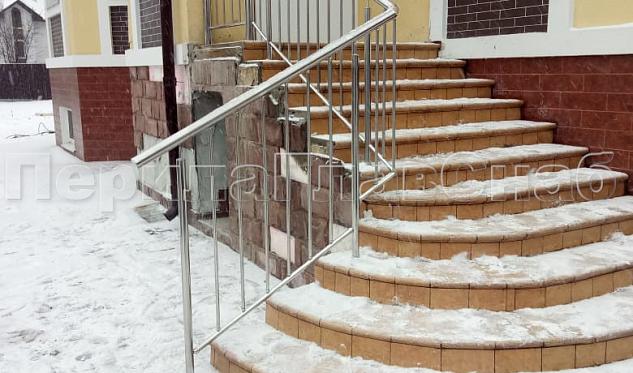 Входные группы в Тюмени. Готовые проекты ПерилаГлавСнаб