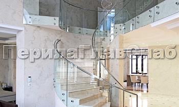 Стеклянные ограждения винтовой лестницы и баллюстрады в Тюмени. Готовые проекты ПерилаГлавСнаб