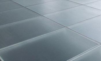 Стеклянный пол в квартиру с матовым стеклом в Тюмени. Готовые проекты ПерилаГлавСнаб