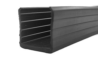 Уплотнитель в поручень с пазом 24х24 для стекла 10+10мм ПВХ, черный Фk310 купить в Тюмени