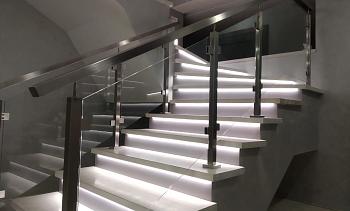 Ограждения из нержавейки со стеклом в Тюмени. Готовые проекты ПерилаГлавСнаб