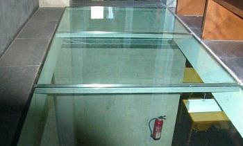 Стеклянный потолок в муниципальном заведении в Тюмени. Готовые проекты ПерилаГлавСнаб