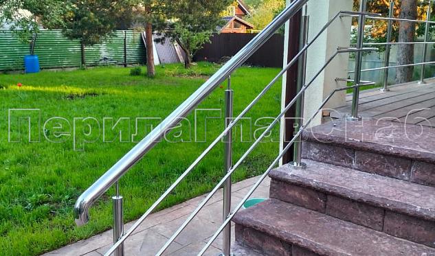 Перила с тремя ригелями в Тюмени. Готовые проекты ПерилаГлавСнаб