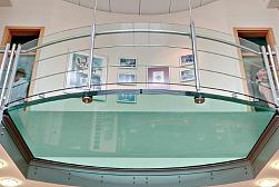 Стеклянные полы в квартире в Тюмени. Готовые проекты ПерилаГлавСнаб - фото 11