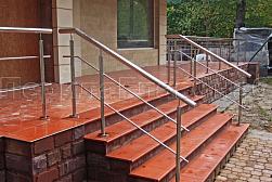 Ограждение входных групп в Тюмени. Готовые проекты ПерилаГлавСнаб - фото 17